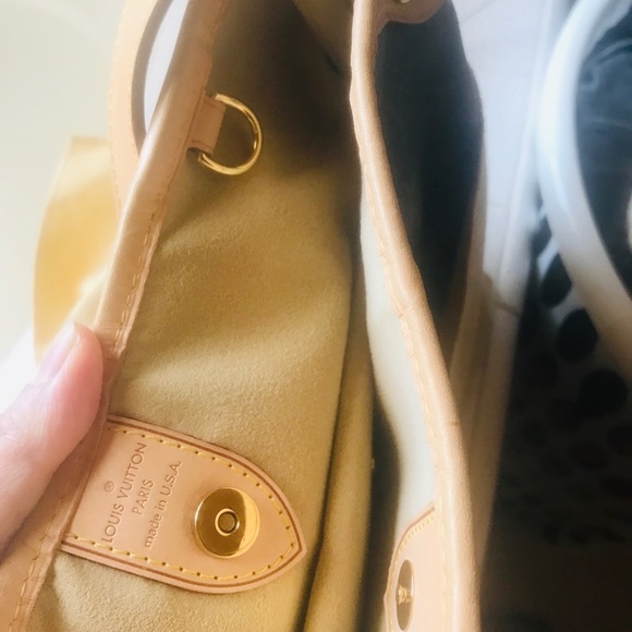 Louis Vuitton bag - Picture 15 of 15